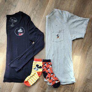 🎁🎄✨Disney Mickey Mouse Apparel Bundle! Grey T-Shirt Black L/S Thermal Socks